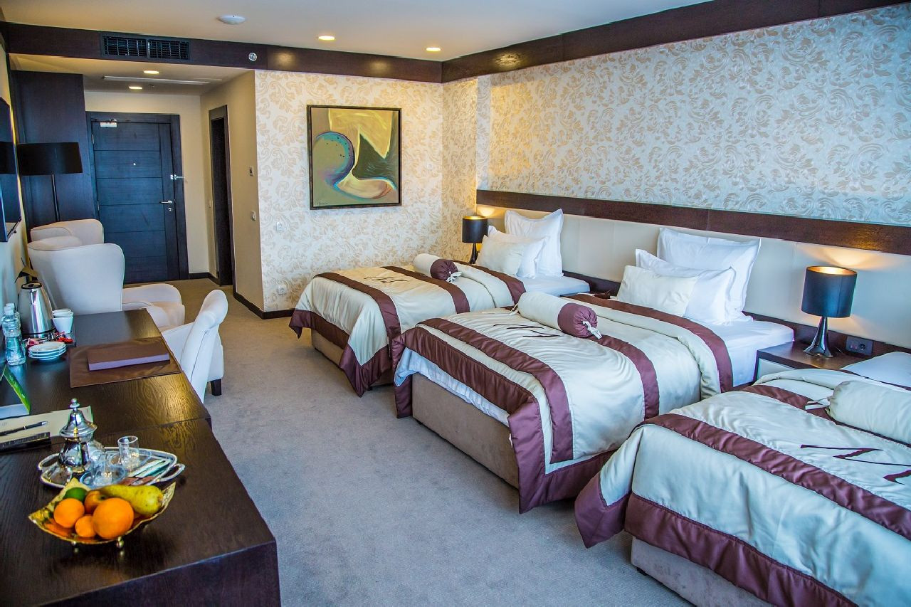 Regency room (triple)